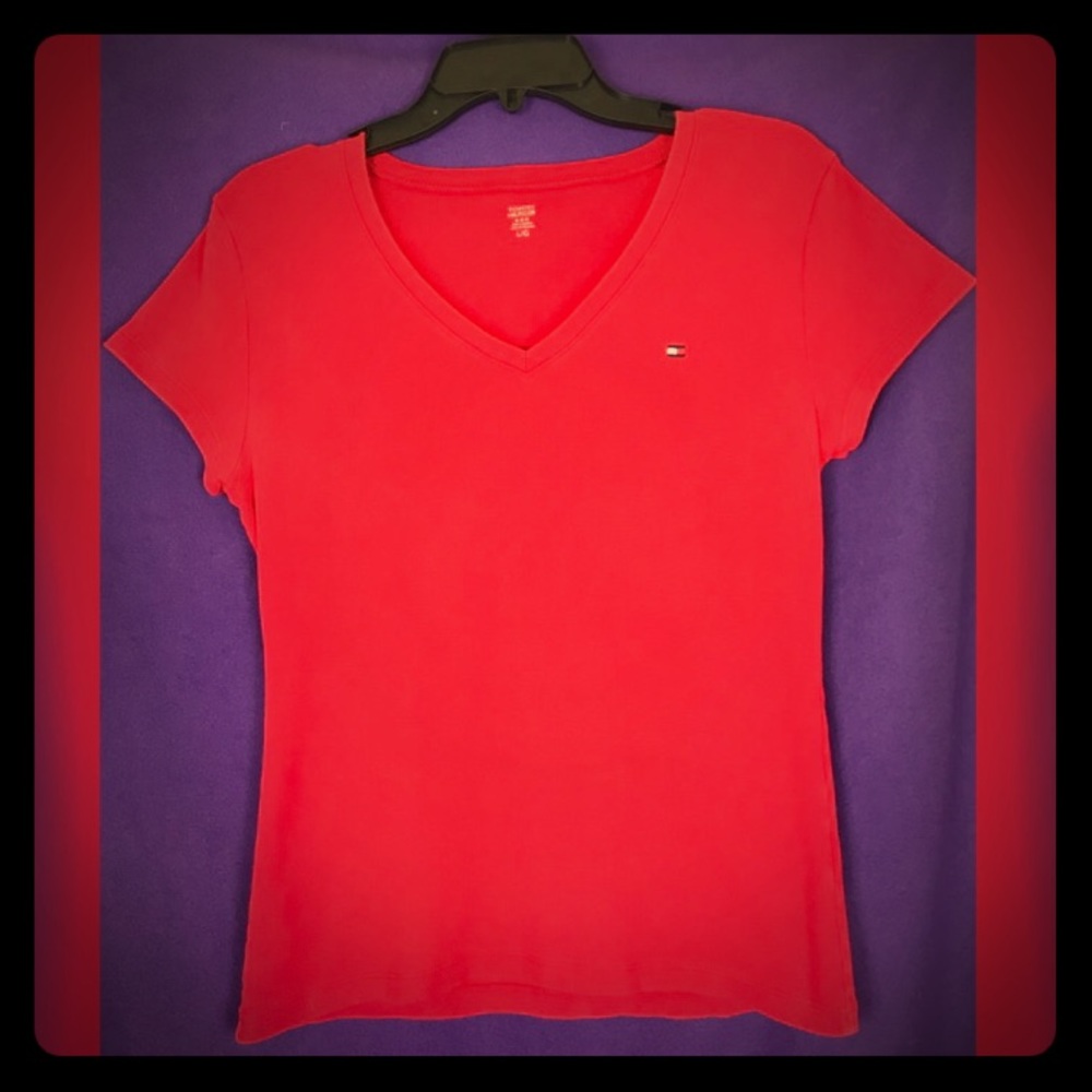 Tommy Hilfiger Red V Neck Tee w/ Flag - Large